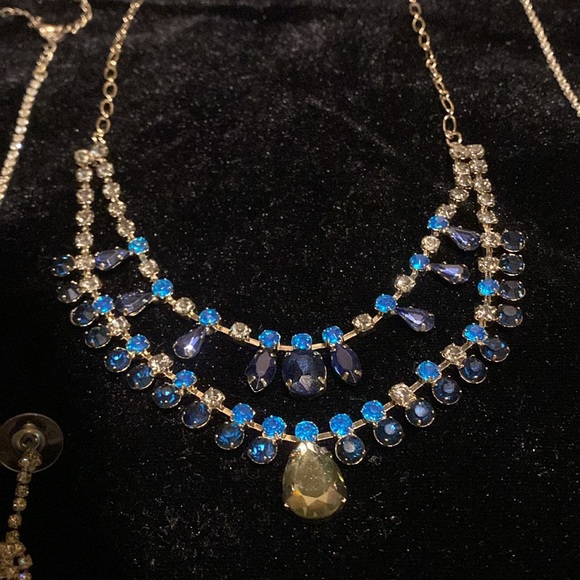 Rhinestone Set - Picture 3 of 6